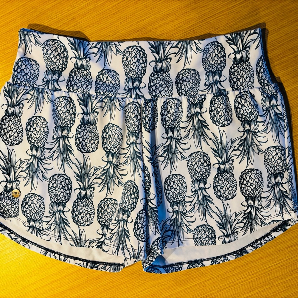 Love Fitness Apparel Pineapple Runner Women’s Athletic Shorts White/Teal Large - Picture 2 of 10
